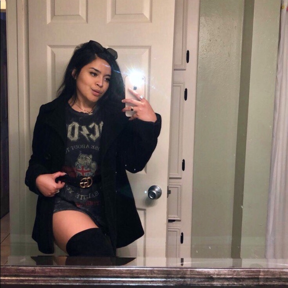 Meet your Posher, Yareli